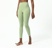オイリーグリーン